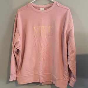 Light pink Nike sweatshirt